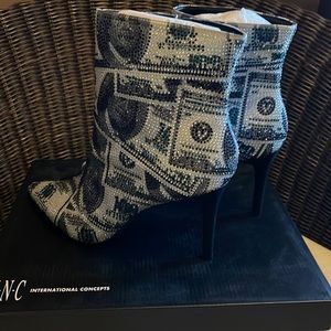 INC INGRA5F Money Booties